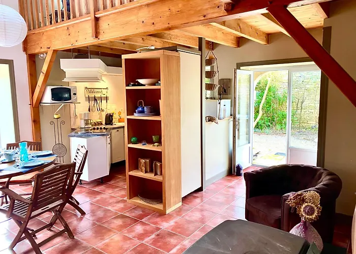 Aux Agapanthes, Maison De De Charme Avec Piscine Charente Maritime Lejlighed Aumagne