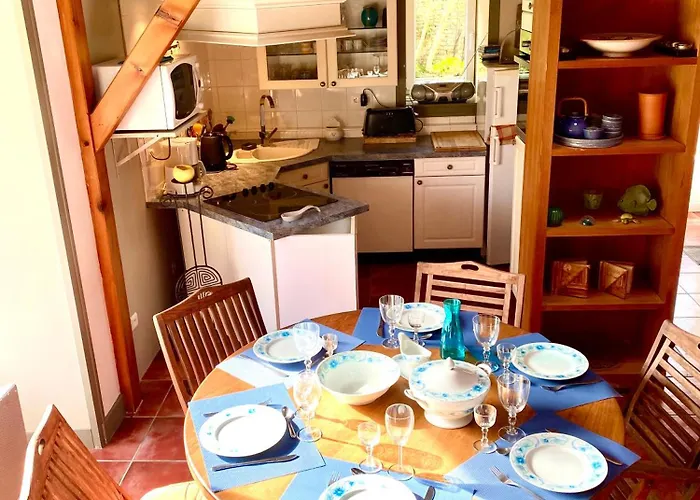 Lejlighed Aux Agapanthes, Maison De De Charme Avec Piscine Charente Maritime *